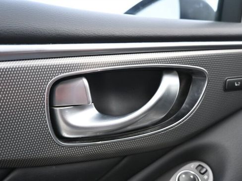 Used 2017 INFINITI Q50 3.0t Premium w/ 3.0T Premium Plus Package image 19