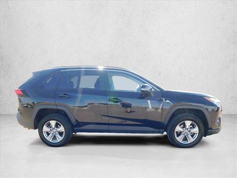 Used 2025 Toyota RAV4 XLE FWD image 7