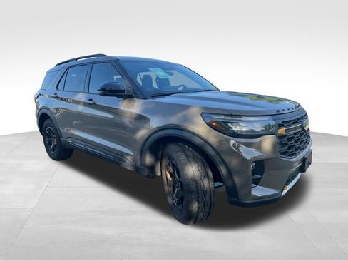 Certified 2026 Ford Explorer Tremor AWD/4WD image 8