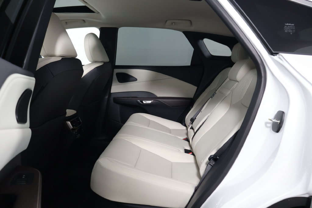 New 2026 Lexus RX 350 Premium Plus w/ Accessory Package (2T) FWD image 6