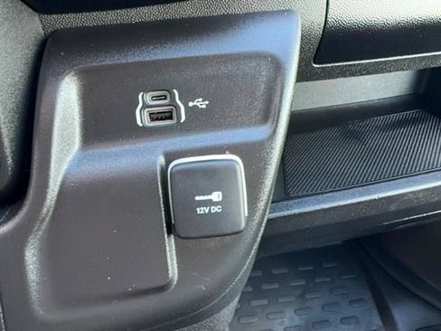 Used 2023 RAM ProMaster 2500 FWD image 13