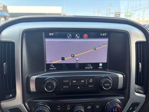 Used 2015 GMC Sierra 1500 SLT w/ SLT Preferred Package AWD/4WD image 19