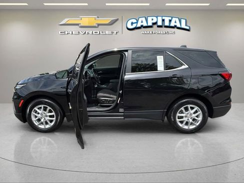Used 2022 Chevrolet Equinox LT FWD image 9