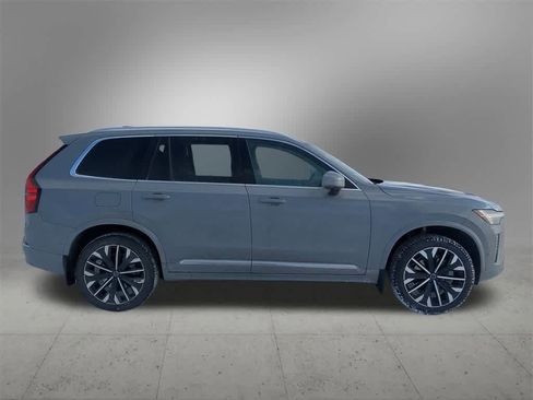New 2026 Volvo XC90 B6 Ultra w/ Protection Package image 7