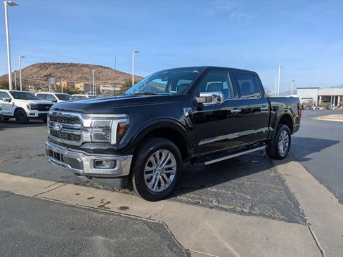 Used 2025 Ford F150 Lariat w/ Equipment Group 501A Mid image 8