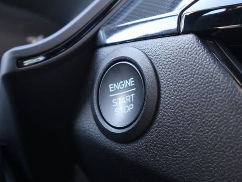 Used 2025 Ford Escape ST-Line image 31