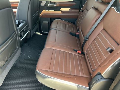 New 2026 GMC Sierra 3500 Denali Ultimate AWD/4WD image 26