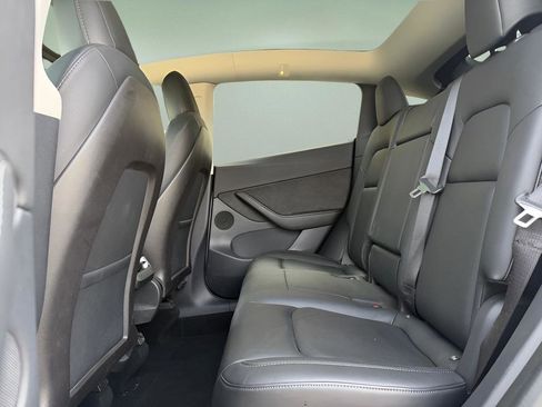 Used 2020 Tesla Model Y Performance image 12