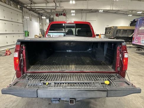 Used 2015 Ford F350 Lariat w/ Chrome Package image 24
