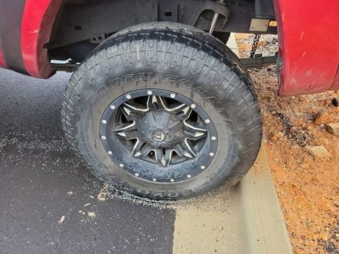 Used 2012 Toyota Tacoma PreRunner w/ TRD Sport Pkg RWD image 8