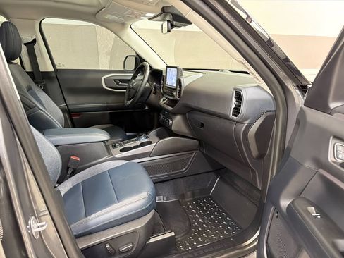 Used 2023 Ford Bronco Sport Outer Banks w/ Tech Package AWD/4WD image 39