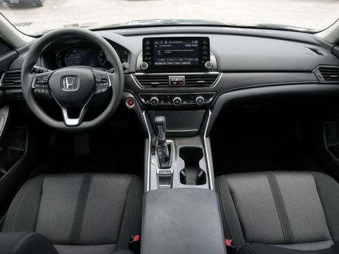 Used 2018 Honda Accord EX image 7