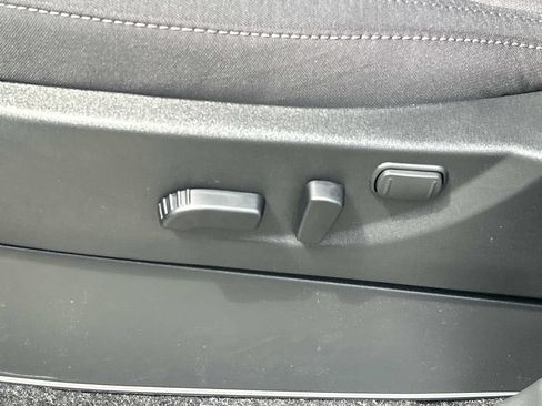 New 2026 Nissan Frontier SV w/ SV Convenience Package RWD image 16