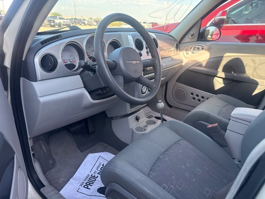 Used 2007 Chrysler PT Cruiser FWD image 8