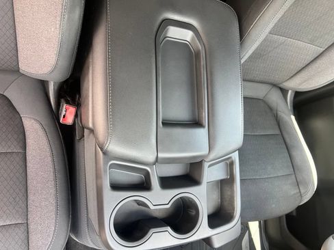 Used 2020 Chevrolet Silverado 1500 LT RWD image 32