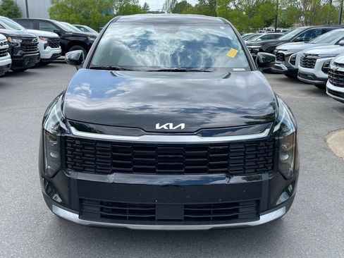 Used 2026 Kia Sportage EX image 2