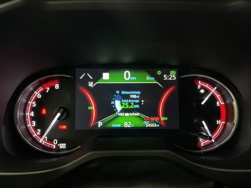 Used 2023 Toyota RAV4 XLE AWD/4WD image 21
