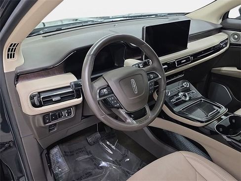 Certified 2023 Lincoln Nautilus Reserve w/ Equipment Group 202A image 13