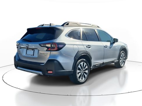 Certified 2023 Subaru Outback Limited XT image 6