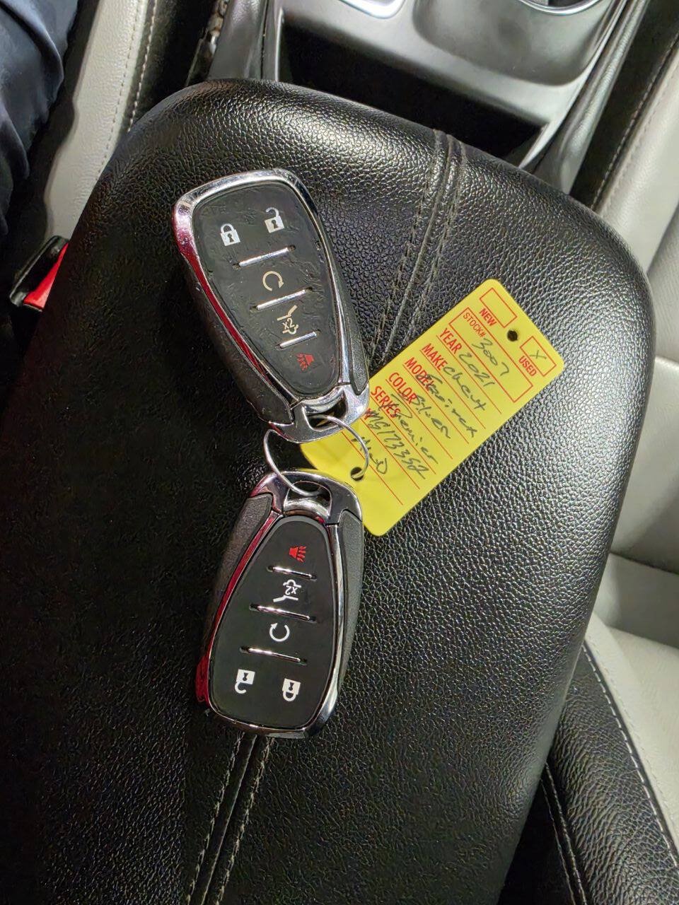 Used 2021 Chevrolet Equinox Premier w/ LPO, Floor Liner Package AWD/4WD image 28