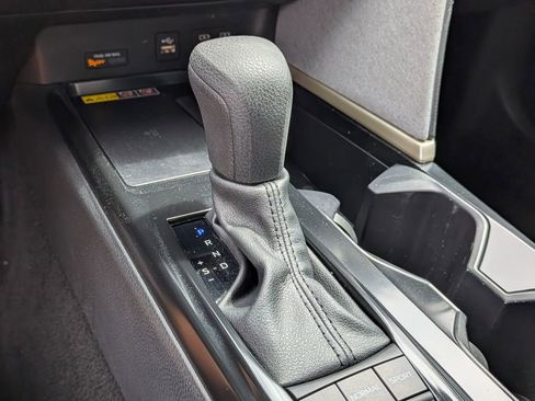 Used 2025 Toyota Camry LE FWD image 18