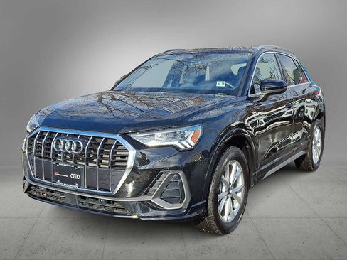 Certified 2025 Audi Q3 2.0T Premium w/ Convenience Package image 1