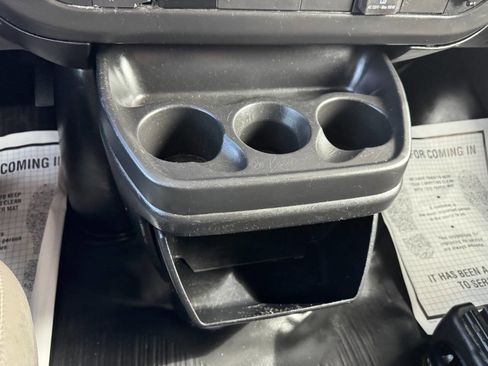 Used 2016 Chevrolet Express 2500 RWD image 20