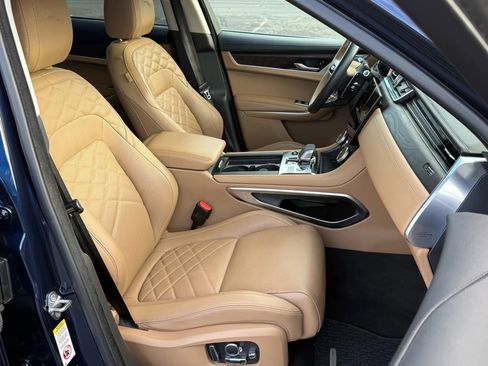 Used 2022 Jaguar F-PACE S image 15