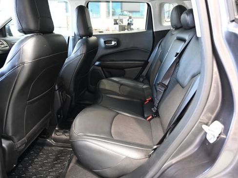 Used 2021 Jeep Compass Latitude FWD image 11