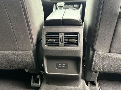 Certified 2023 Nissan Rogue SV image 23