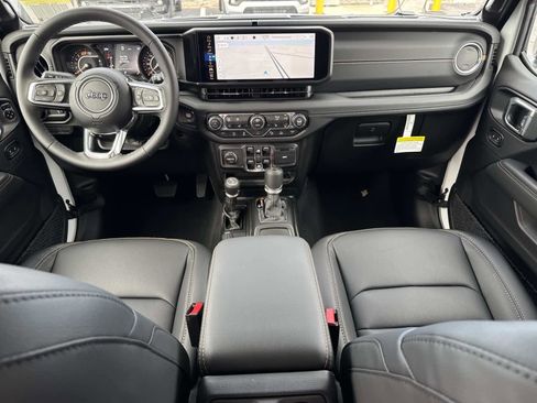 New 2026 Jeep Wrangler Unlimited Sahara image 11