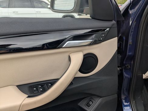 Used 2019 BMW X1 xDrive28i w/ Convenience Package image 11