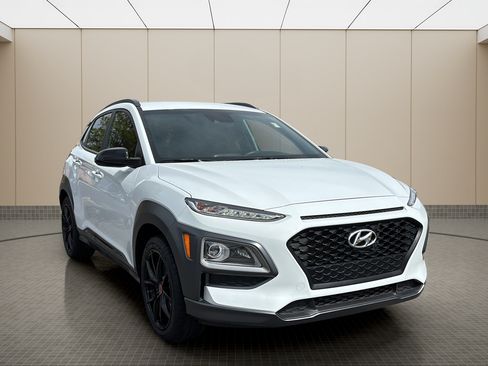 Certified 2021 Hyundai Kona Night w/ Cargo Package FWD image 7