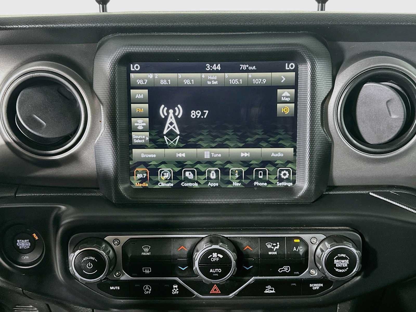 Used 2023 Jeep Wrangler Unlimited Sport AWD/4WD image 13