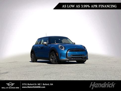 Used 2023 MINI Cooper 2-Door Hardtop image 1