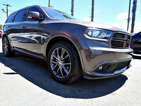 Used 2017 Dodge Durango GT w/ Premium Group RWD image 3
