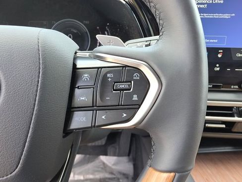 Used 2024 Lexus RX 350h w/ Accessory Package (Z1) image 29