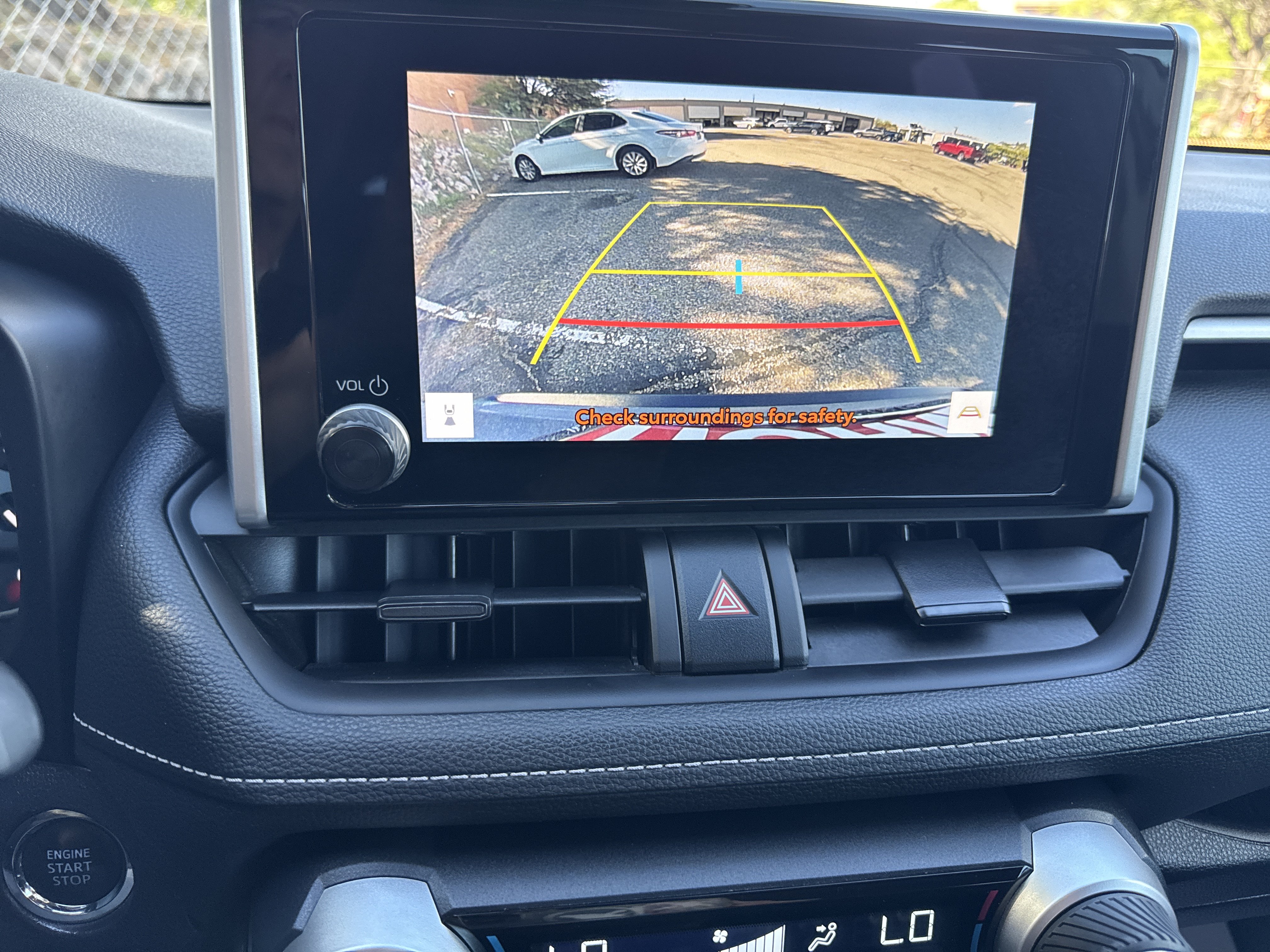 Used 2025 Toyota RAV4 XLE FWD image 30