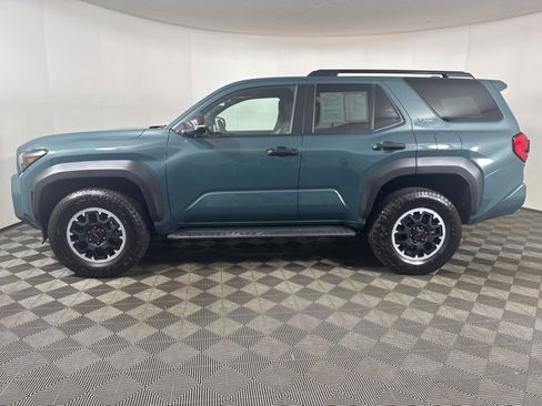 Used 2025 Toyota 4Runner TRD Off-Road image 7