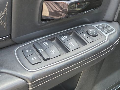 Used 2023 RAM 2500 Limited AWD/4WD image 25