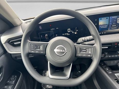 New 2026 Nissan Kicks SV w/ SV Premium Package AWD/4WD image 13