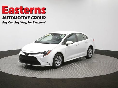 Used 2022 Toyota Corolla LE FWD image 55