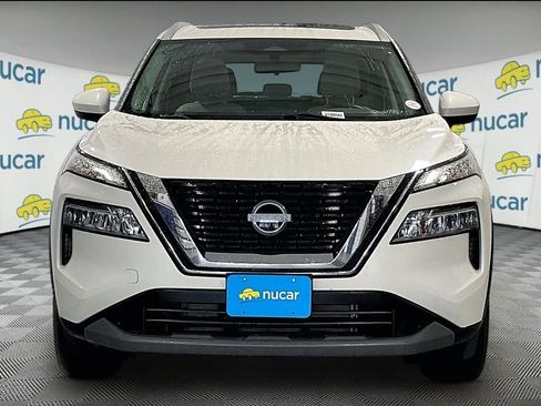 Used 2023 Nissan Rogue SV w/ SV Premium B Package AWD/4WD image 2