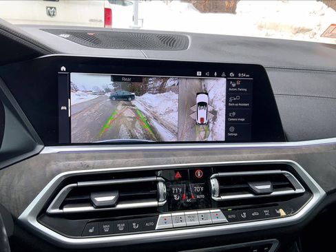 Used 2021 BMW X5 xDrive40i w/ Premium Package image 29