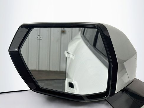 Used 2024 Kia EV9 Light RWD image 16