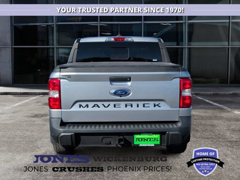 Used 2024 Ford Maverick Lariat w/ FX4 Off-Road Package AWD/4WD image 4