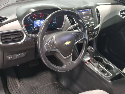 Used 2020 Chevrolet Equinox LT w/ Driver Convenience Package FWD image 12