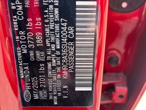 Used 2025 Hyundai Venue SEL image 7