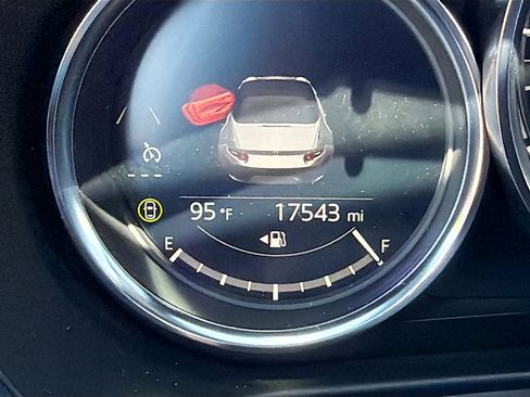 Used 2024 MAZDA MX-5 Miata Club image 38