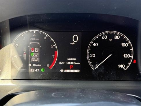 New 2025 Honda Pilot Touring image 16